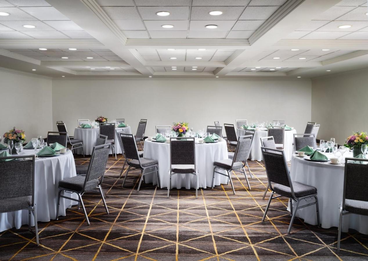 Holiday Inn Boston - Dedham Hotel & Conference Center By Ihg Kültér fotó